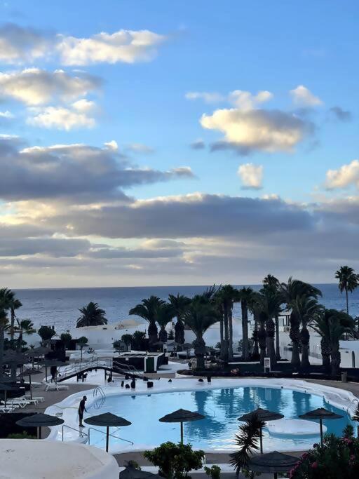 Precioso Rincon Entre El Mar Y Los Volcanes Costa Teguise Buitenkant foto